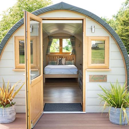 Glamping At South Lytchett Manor Hotell Poole Exteriör bild
