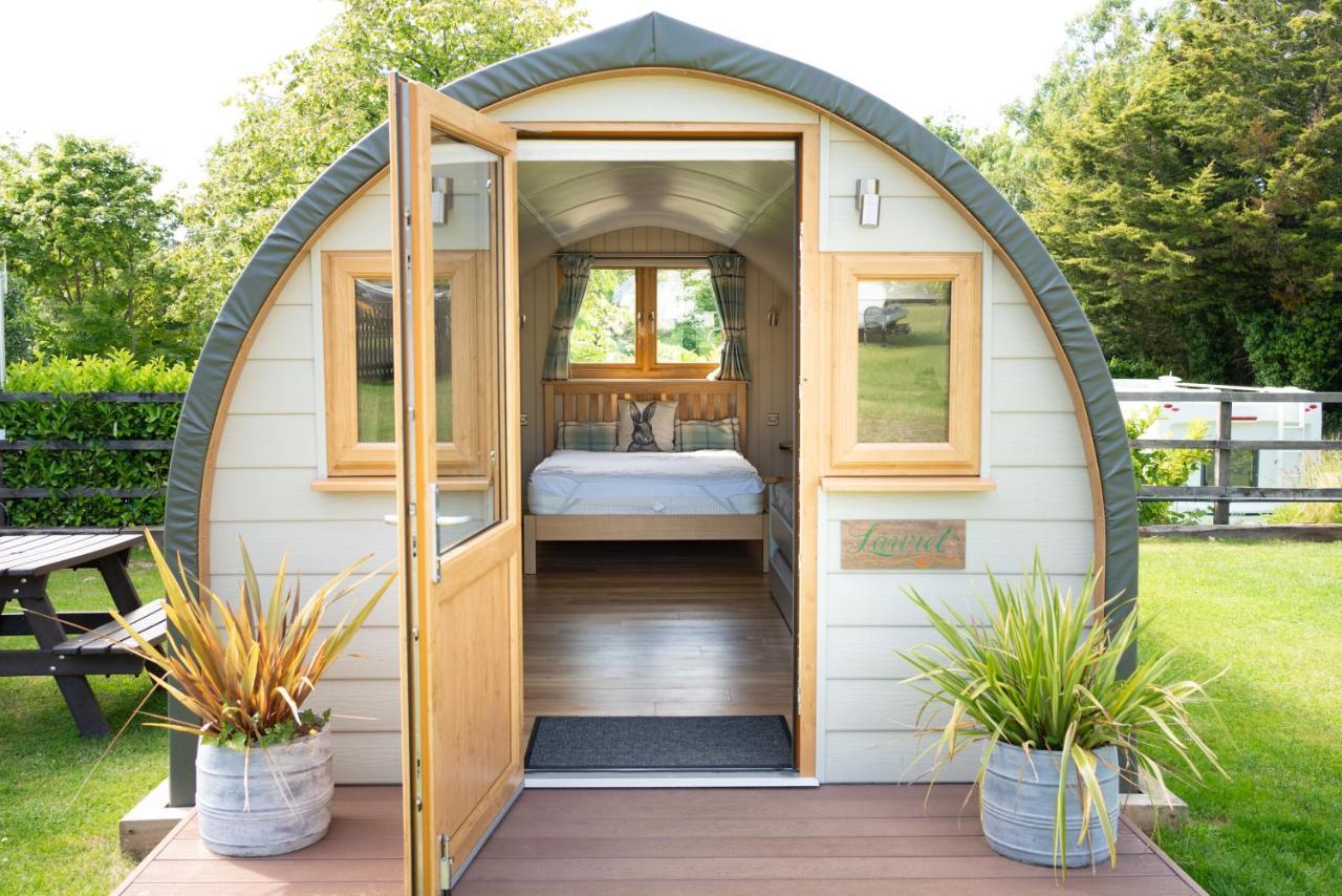 Glamping At South Lytchett Manor Hotell Poole Exteriör bild