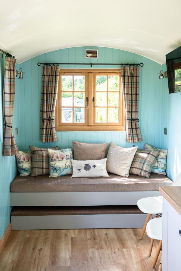 Glamping At South Lytchett Manor Hotell Poole Exteriör bild