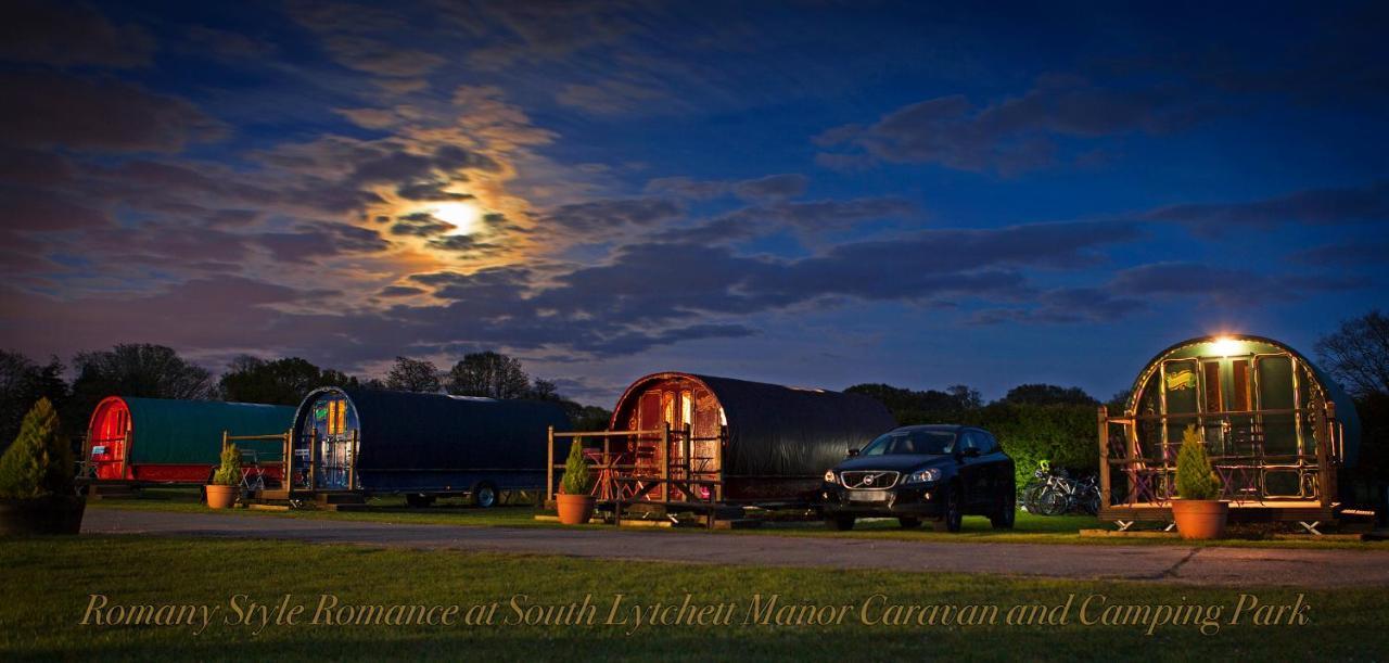 Glamping At South Lytchett Manor Hotell Poole Exteriör bild