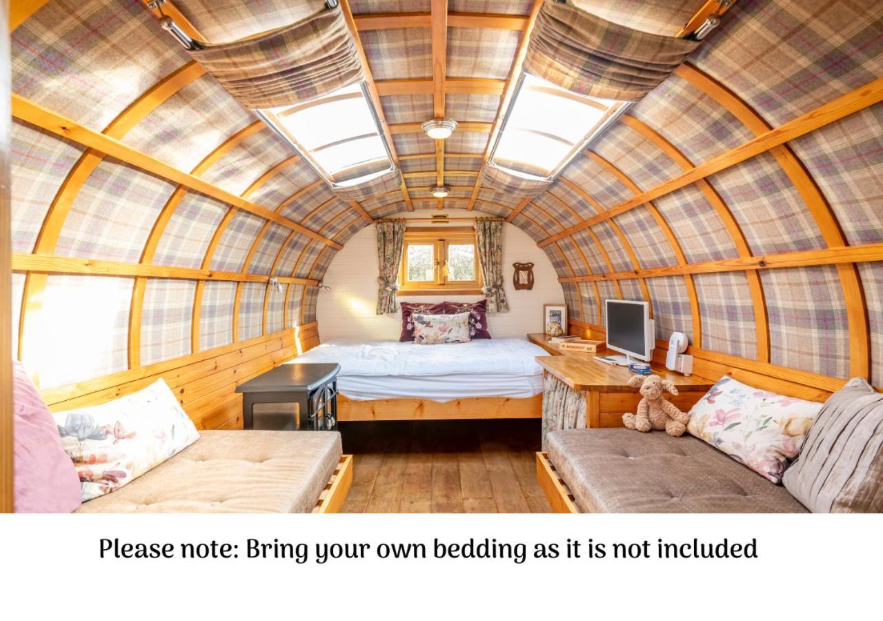 Glamping At South Lytchett Manor Hotell Poole Exteriör bild