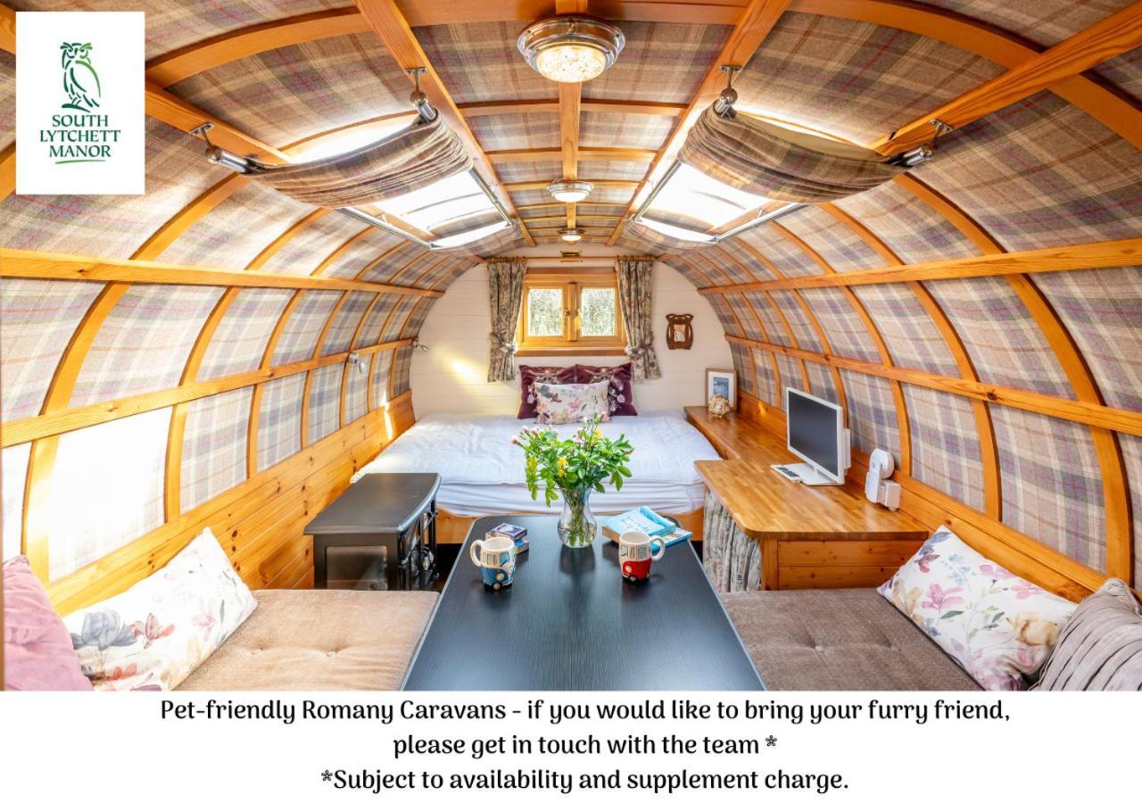 Glamping At South Lytchett Manor Hotell Poole Exteriör bild