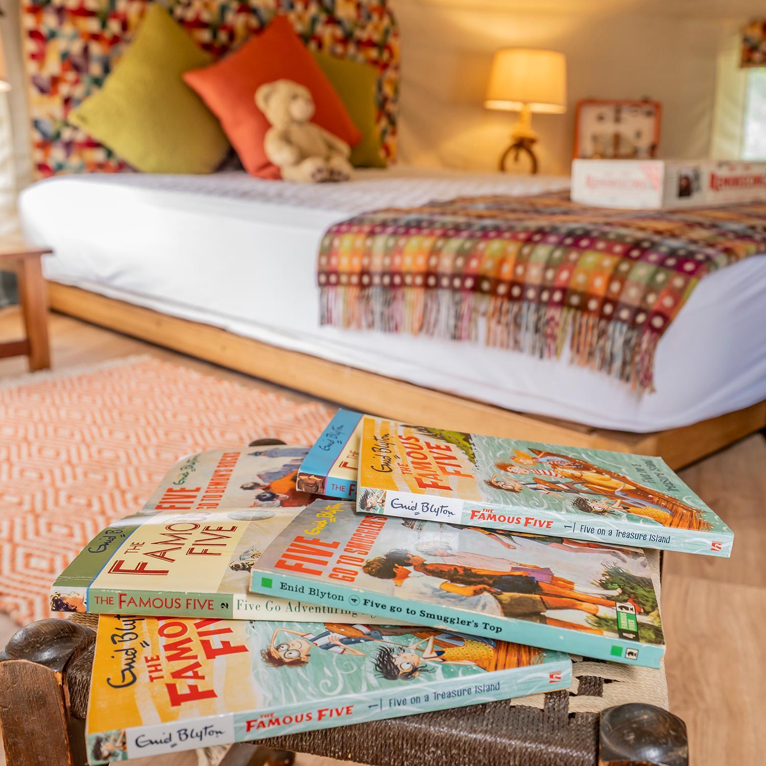 Glamping At South Lytchett Manor Hotell Poole Exteriör bild