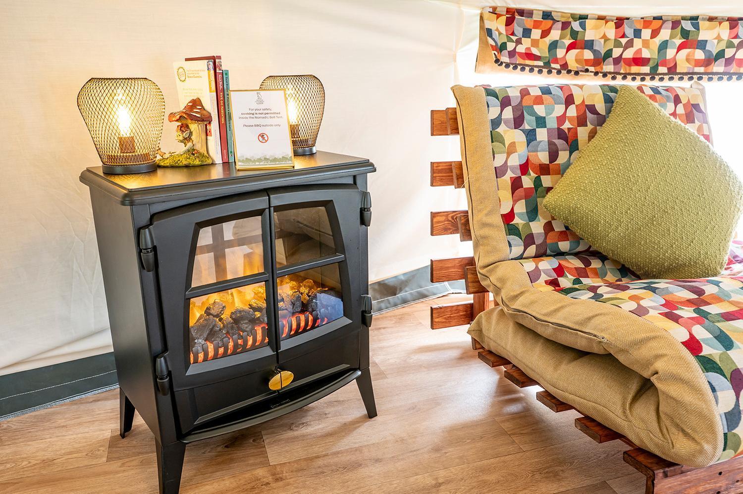 Glamping At South Lytchett Manor Hotell Poole Exteriör bild